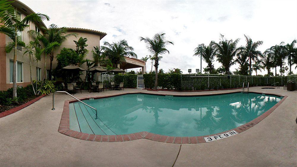 Sleep Inn & Suites Ft Lauderdale International Airport Dania Beach Exterior photo