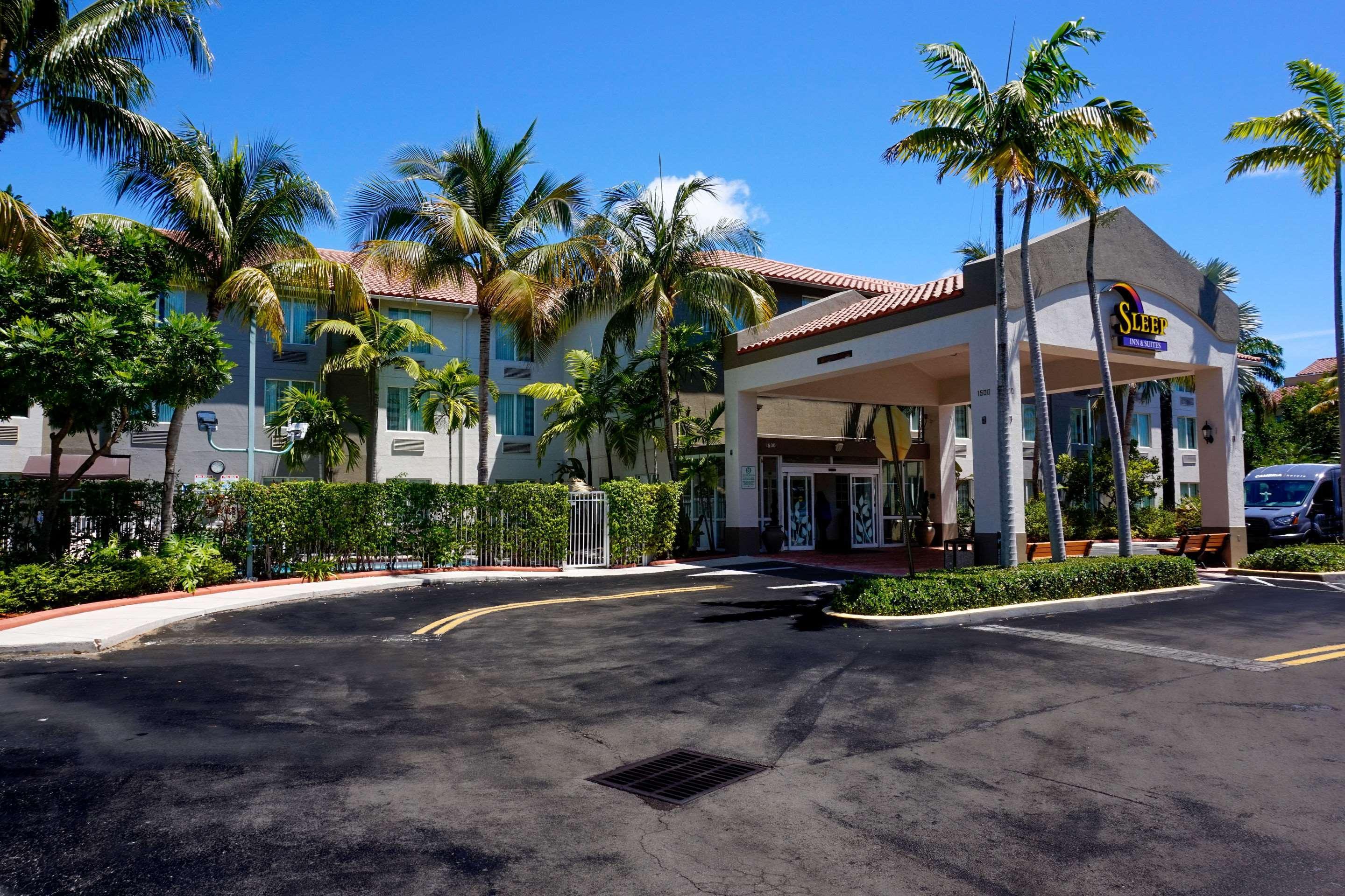 Sleep Inn & Suites Ft Lauderdale International Airport Dania Beach Exterior photo